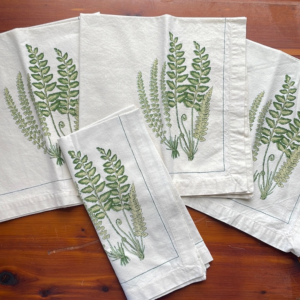 Lot of 4 botanical napkins 🌿 - Picture 2 of 5